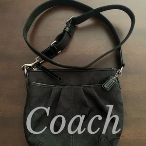 COACH 🖤 Black Crossbody Purse 🖤